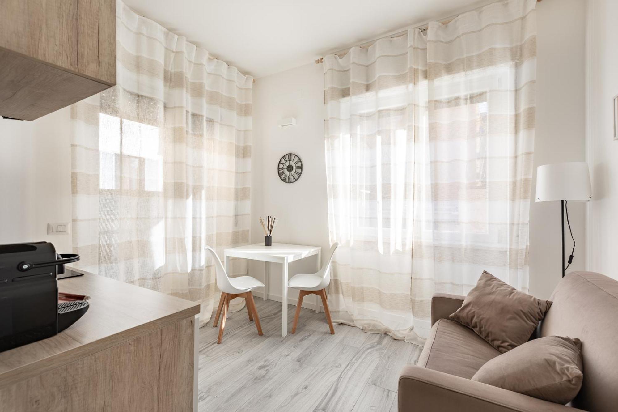Apartmán Pieno Centro Di Milano Per Gruppi, Famiglie E Viaggi Di Lavoro Exteriér fotografie